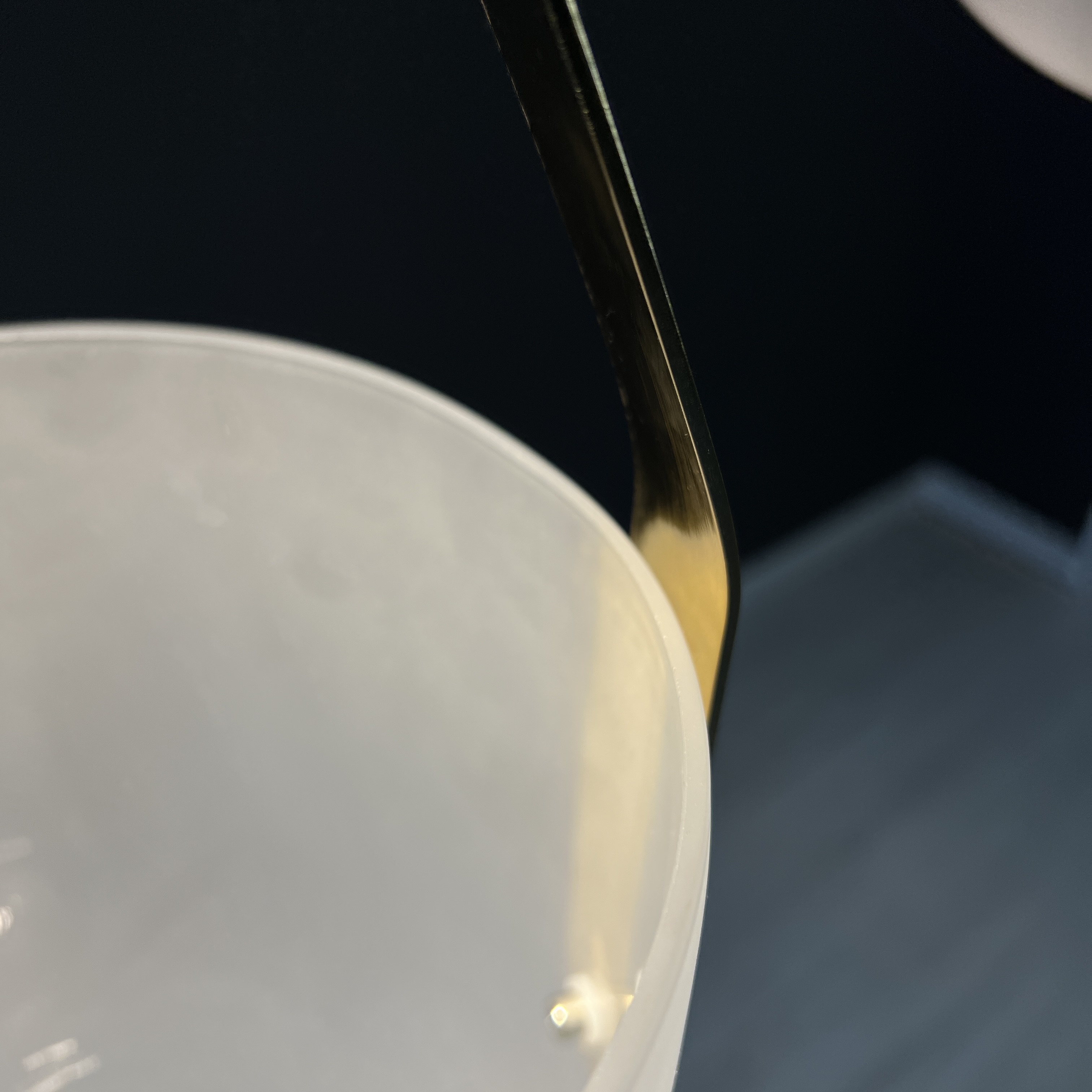 Подвесной светильник Allied Maker White 19*19*41 см, 1*LED*8W, ImperiumLoft 40.2332, Латунь