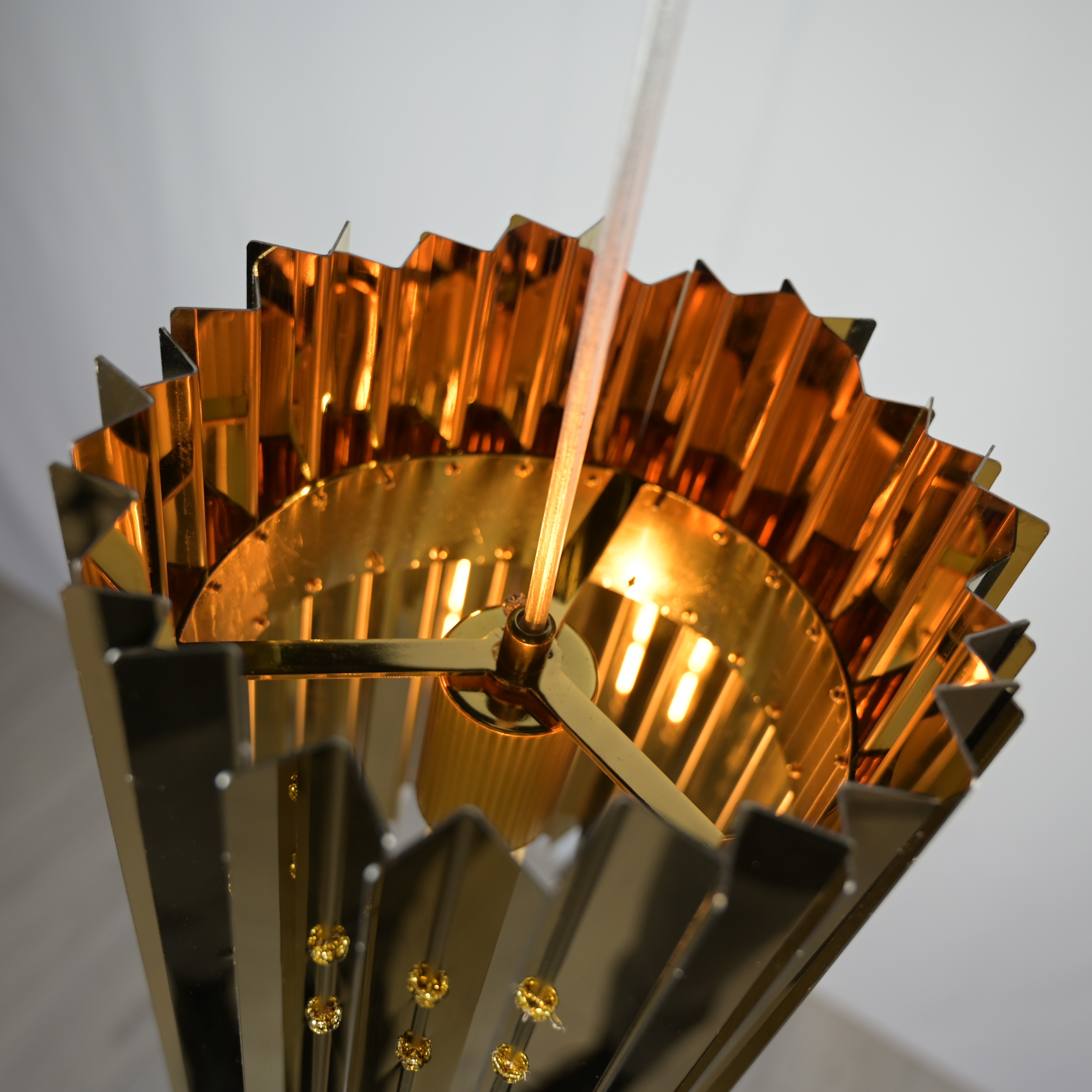 Подвесной светильник Tom Kirk Facet Pendant Gold 21*21*21 см, 1*E27*60W, ImperiumLoft 40.1457, Золотистый