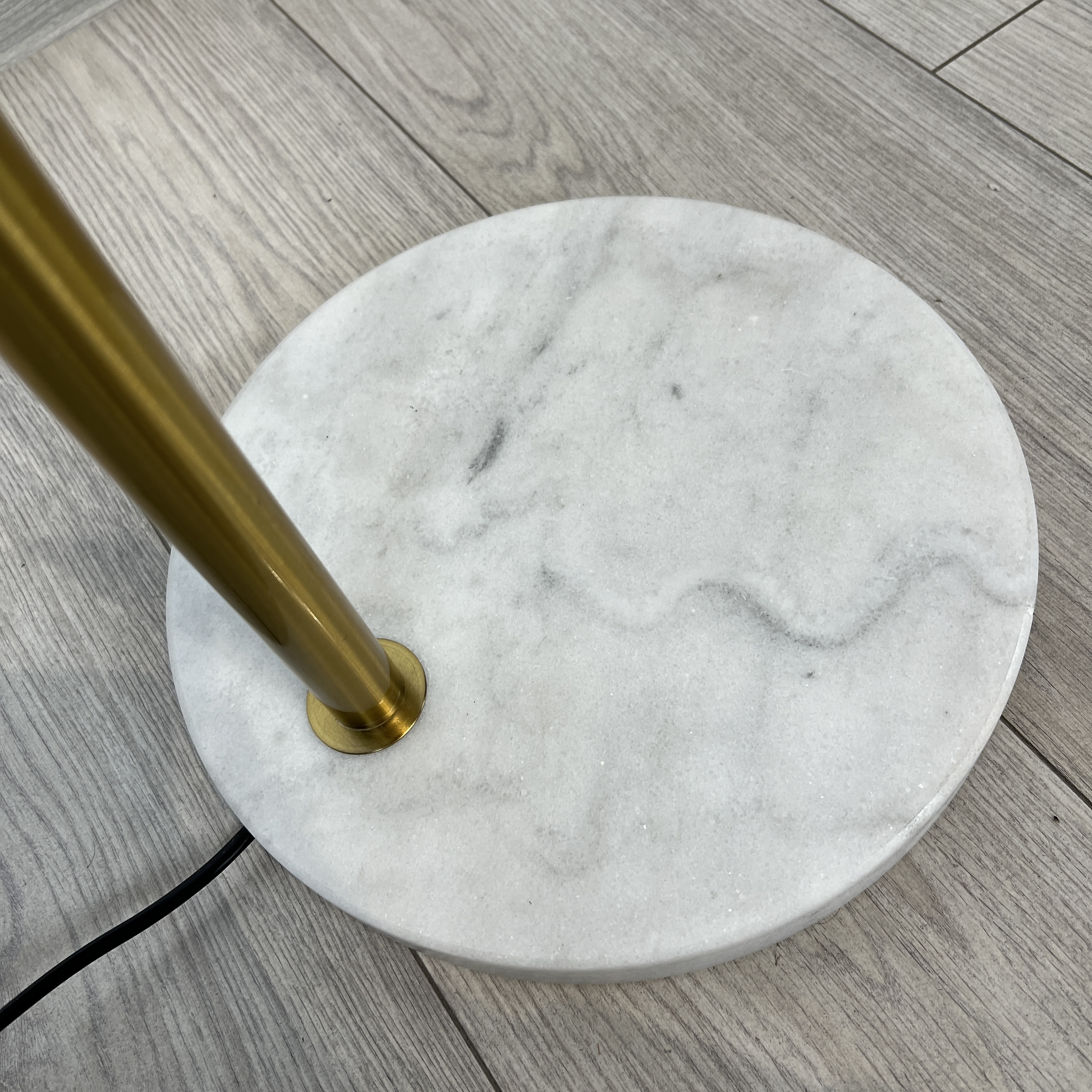Торшер Geneva Single Glass Globe Floor Lamp *39*147 см, 1*E27*60W, ImperiumLoft 41.115-0, Белый, Латунь