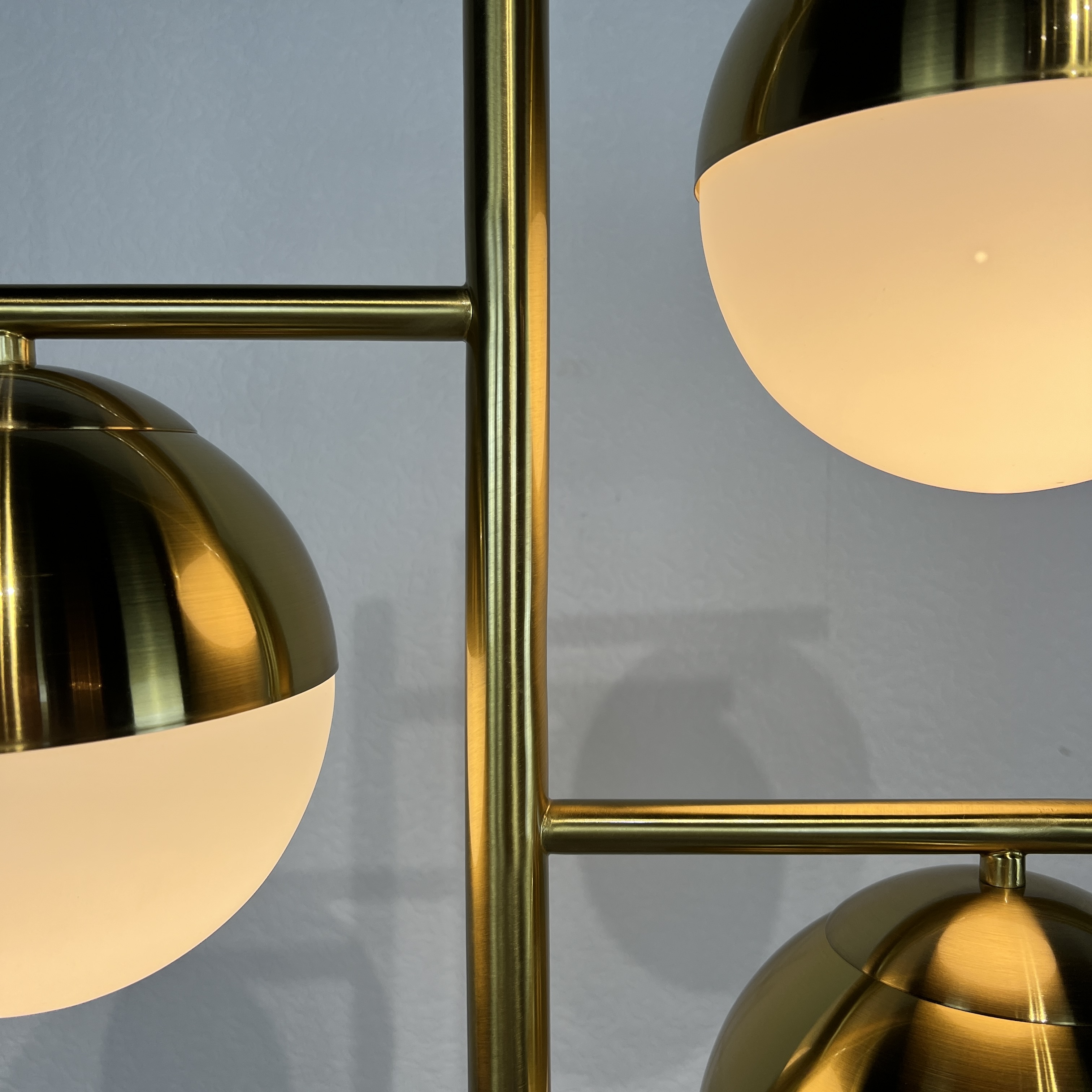 Торшер Geneva Glass Floor Lamp Triple 28*28*163 см, 3*E27*60W, ImperiumLoft 41.114-0, Белый, Латунь