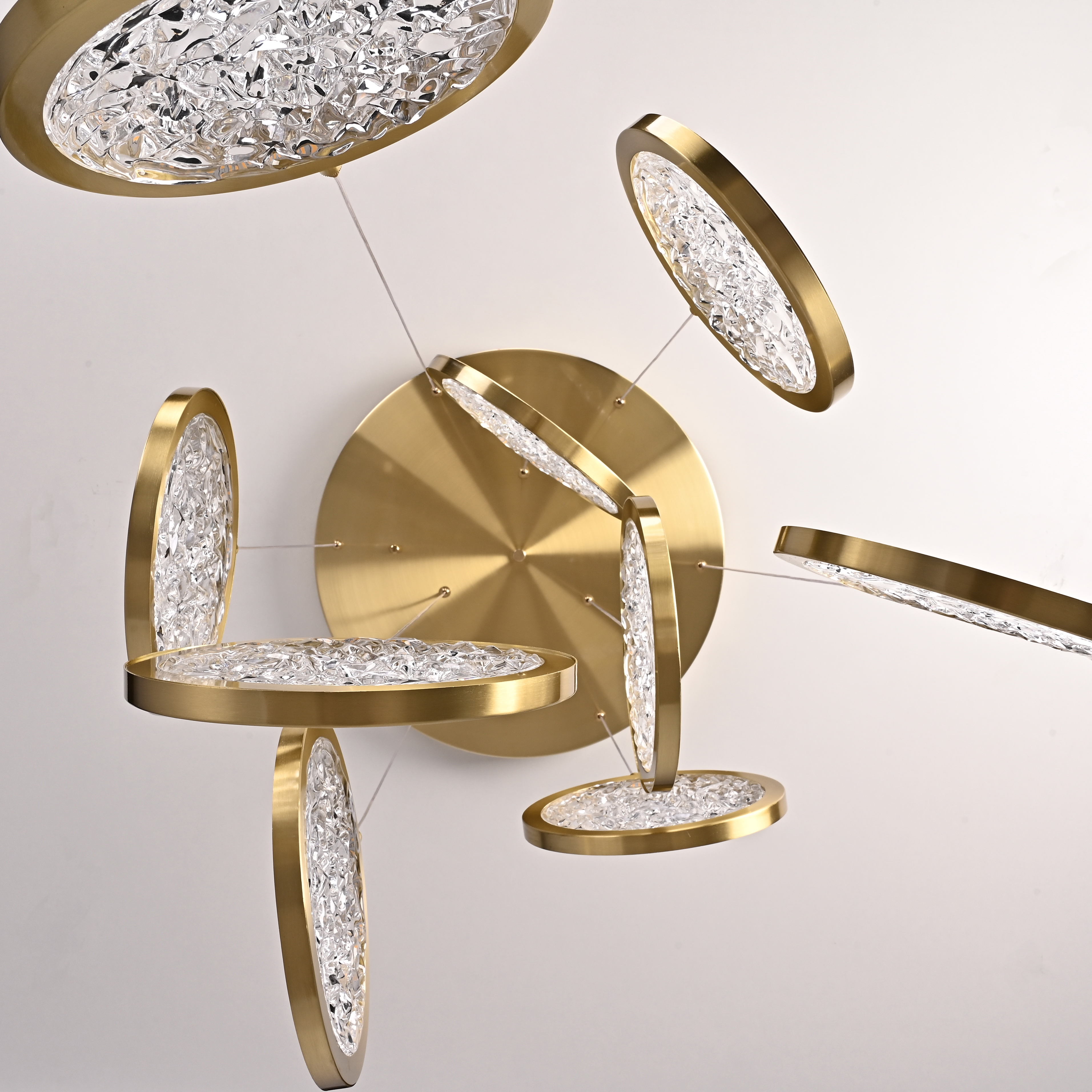 Дизайнерская подвесная люстра ЛУНА lighting collection D50 76*15*15 см, 9*LED*10W, 3000K, ImperiumLoft CAMEO01, Золотистый