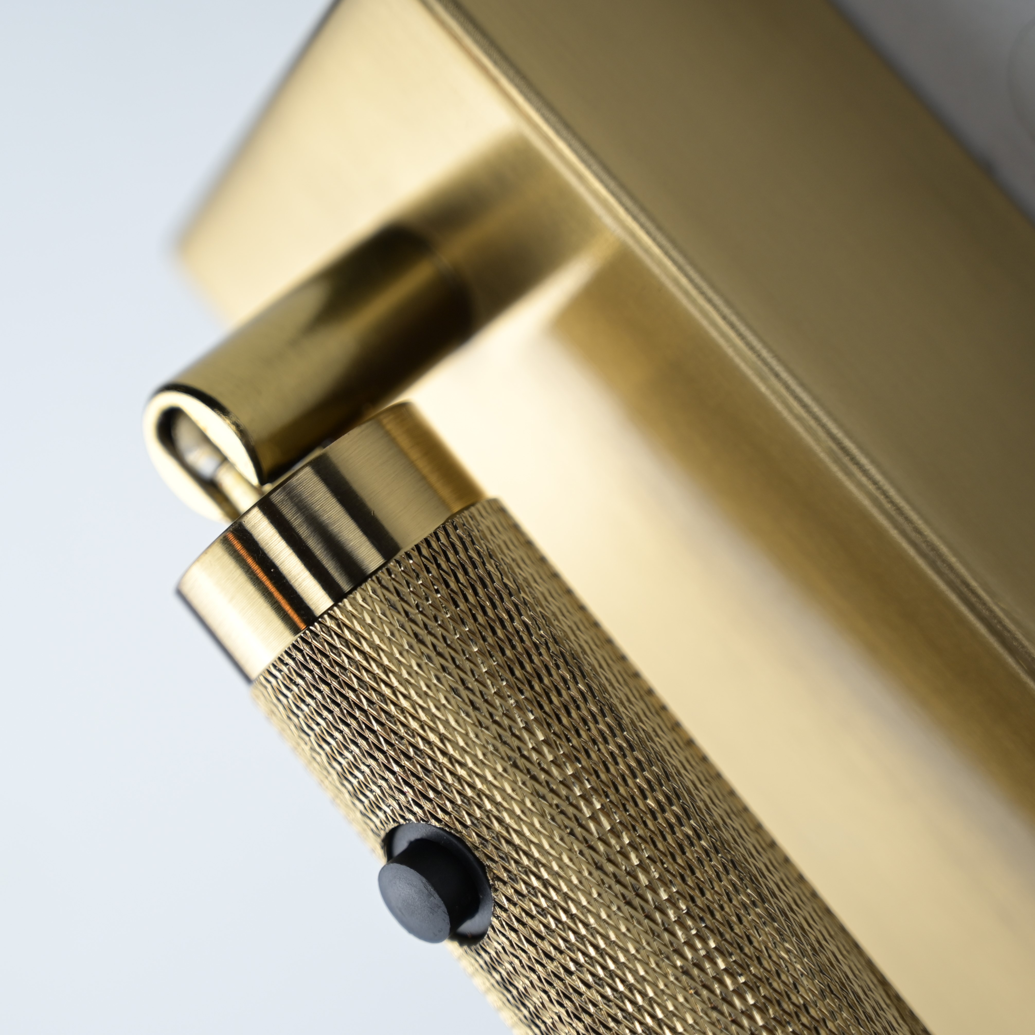 Бра Chelsom WALL LED KNURL BRASS 13*5*13 см, 1*LED*3W, 4000K, ImperiumLoft 44.603, Латунь