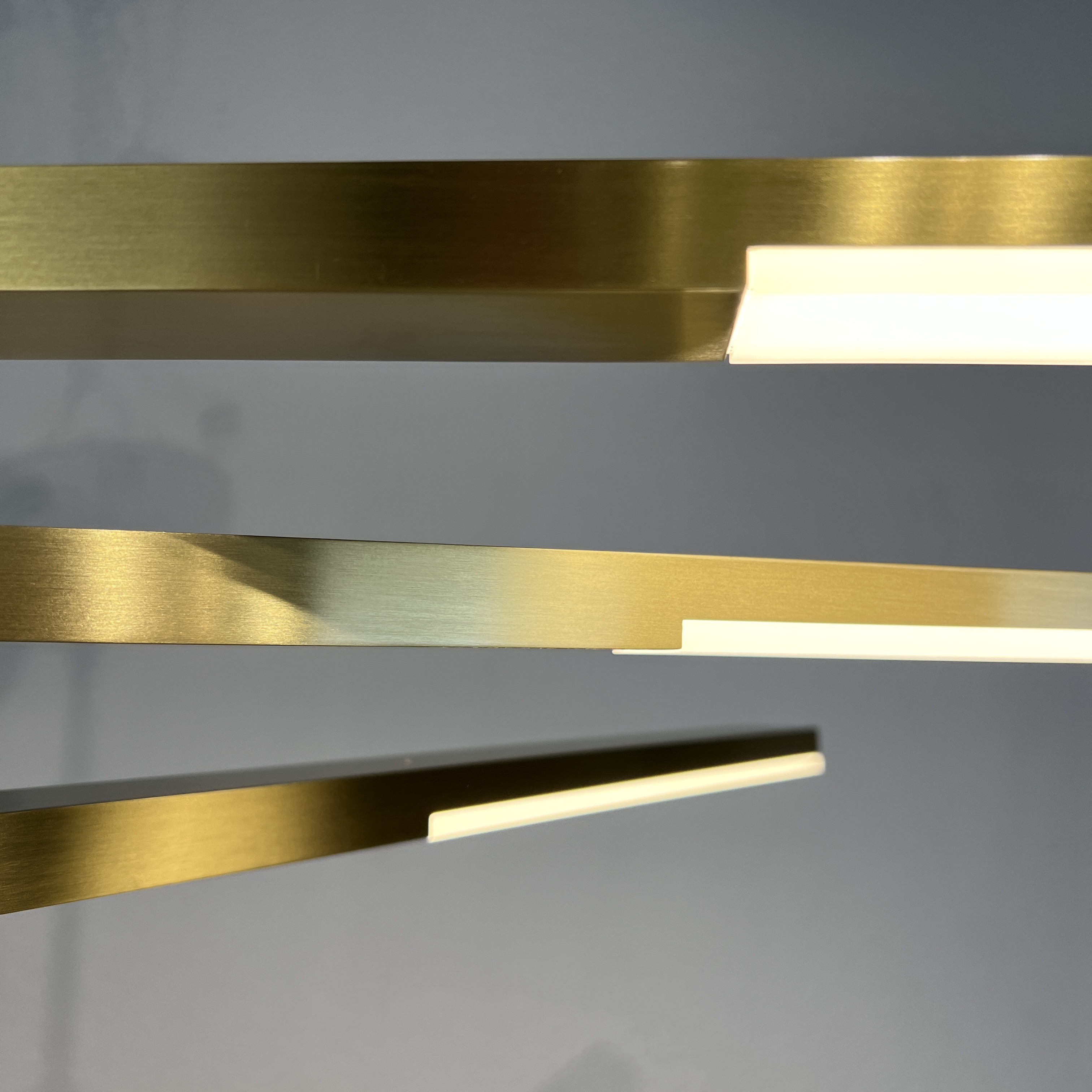Люстра на штанге ORTON на 3 D96 Gold 16*23*23 см, 6*LED*6W, ImperiumLoft 241024-26, Золотистый