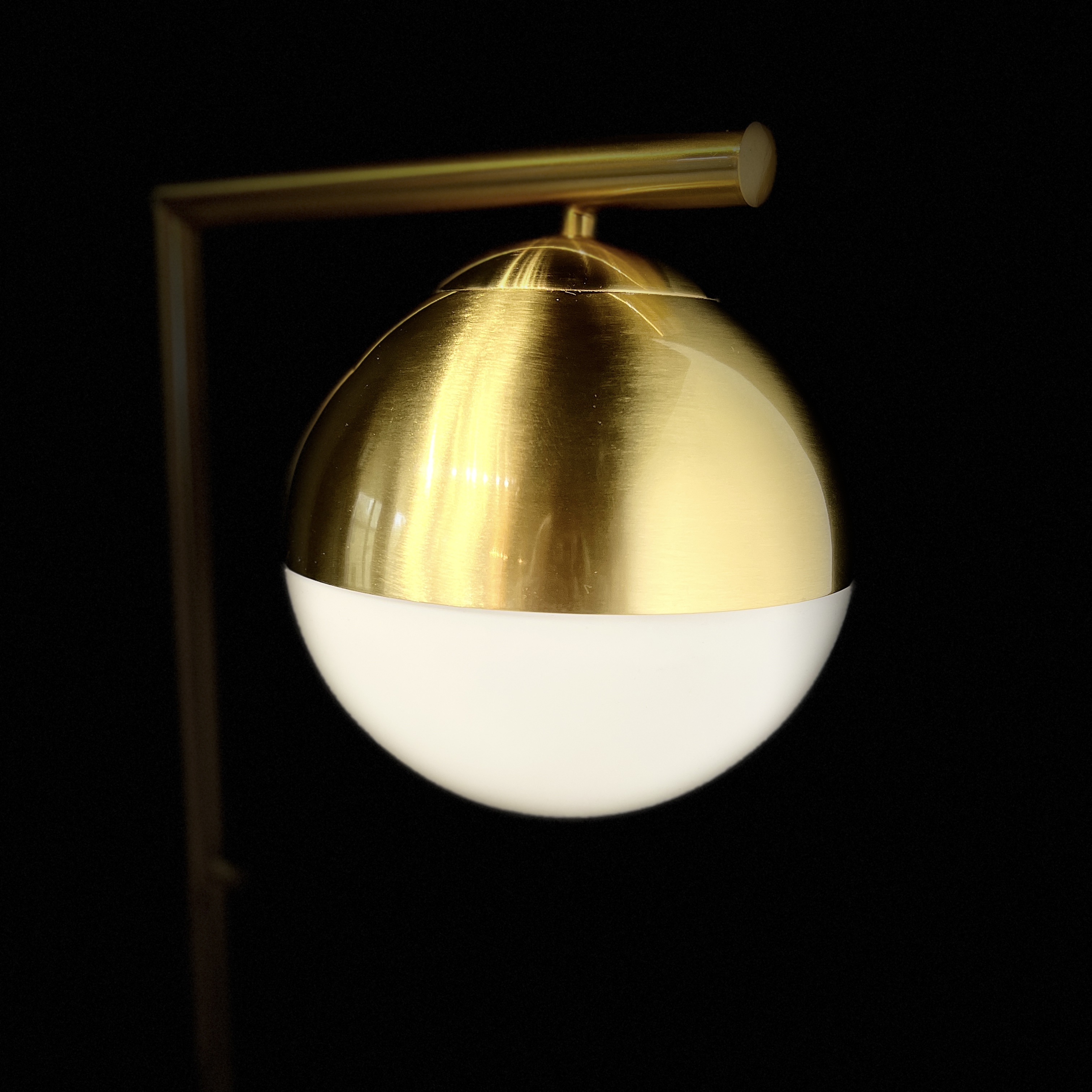 Торшер Geneva Single Glass Globe Floor Lamp *39*147 см, 1*E27*60W, ImperiumLoft 41.115-0, Белый, Латунь