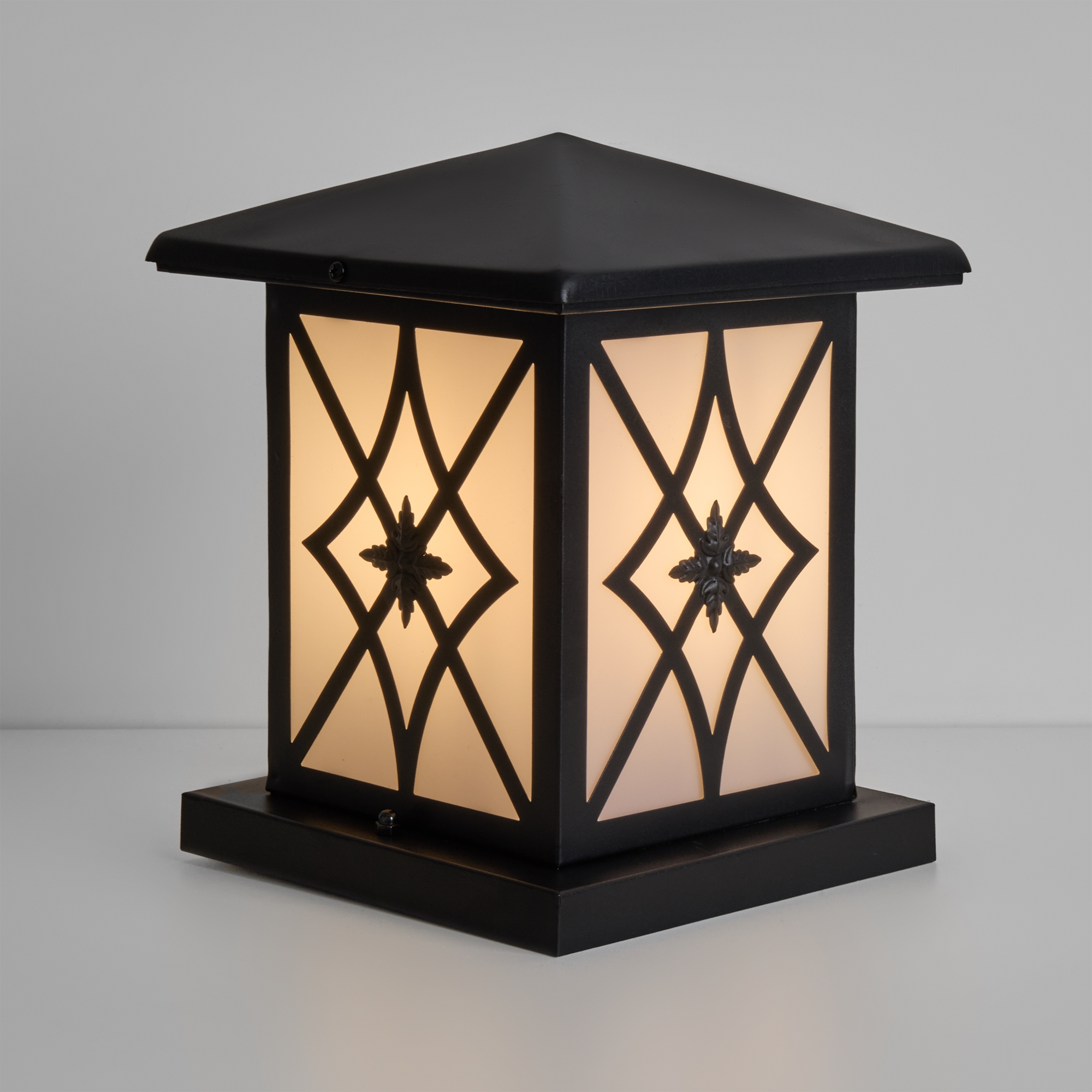Ландшафтный светильник 20*20*-23 см, 1*E27*40W Voltega  VGL7222FL-01B, Черный