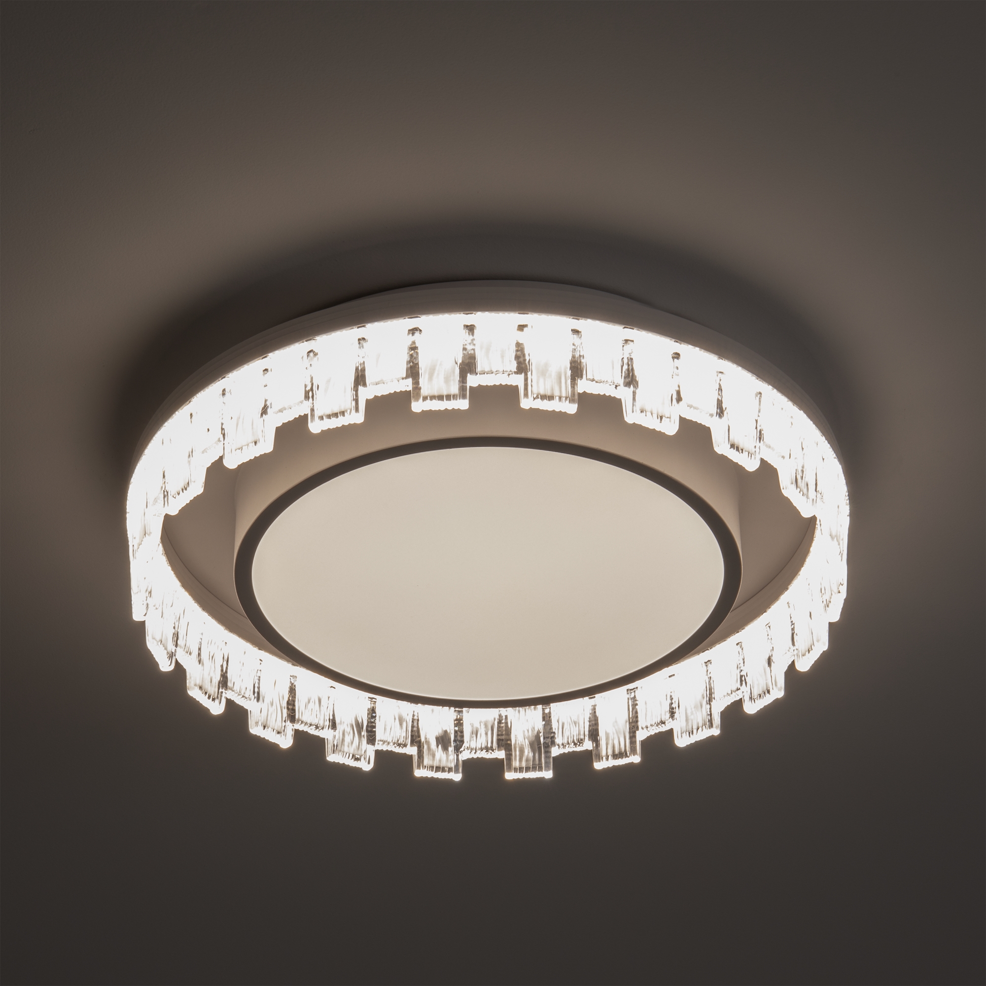 Светильник *49*-12 см, *LED*108W, 3000-6000K, Freya Мантелло/Mantello FR6228CL-L92W3, Белый