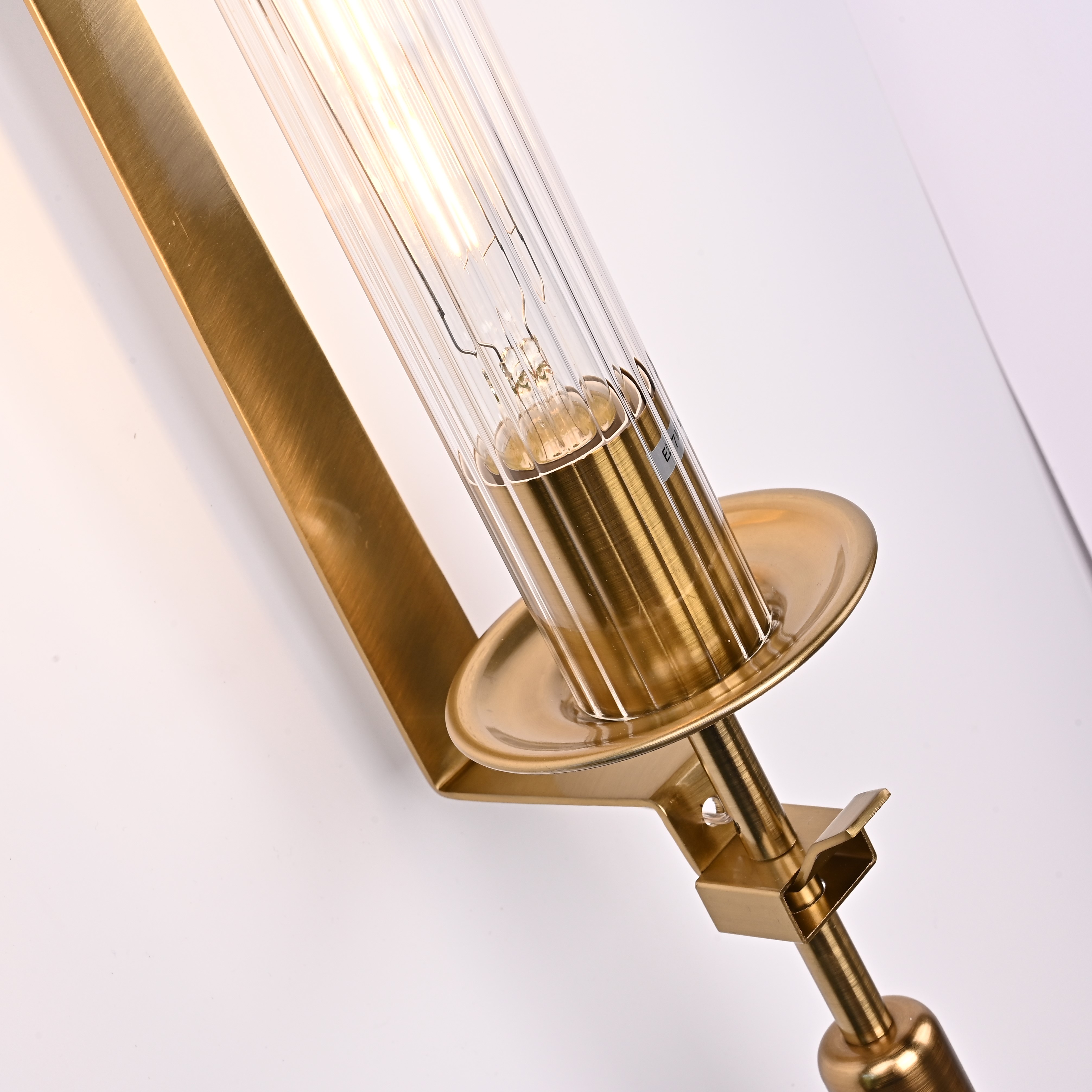 Бра Fontanelle Single Wall Lamp 15*11*58 см, 1*E27*60W, ImperiumLoft 44.442-0, Латунь