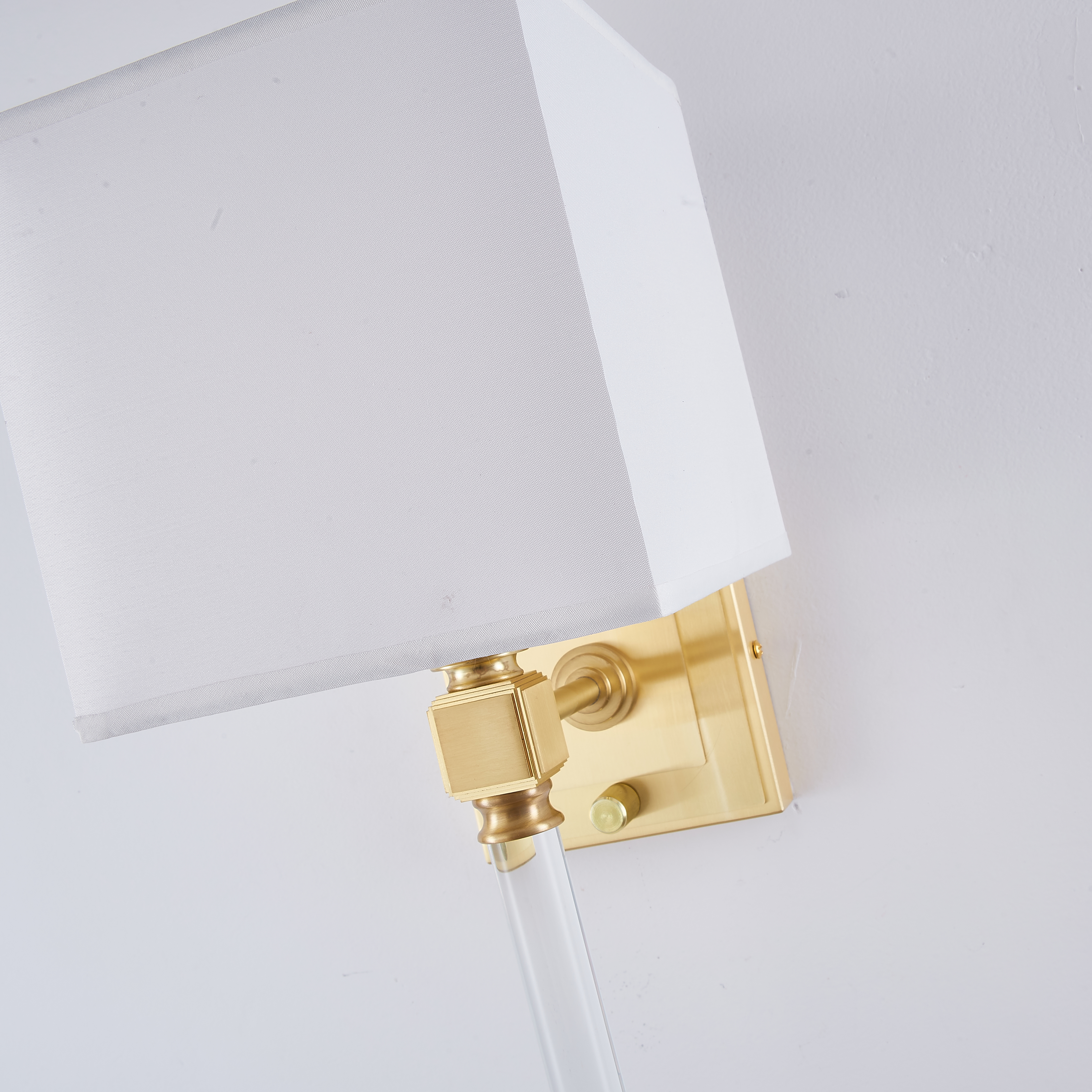 Бра Regina Andrew Crystal Sconce Brass 17,7*15,4*59 см, 1*E14*40W, ImperiumLoft 149048-22, Латунь, Прозрачный