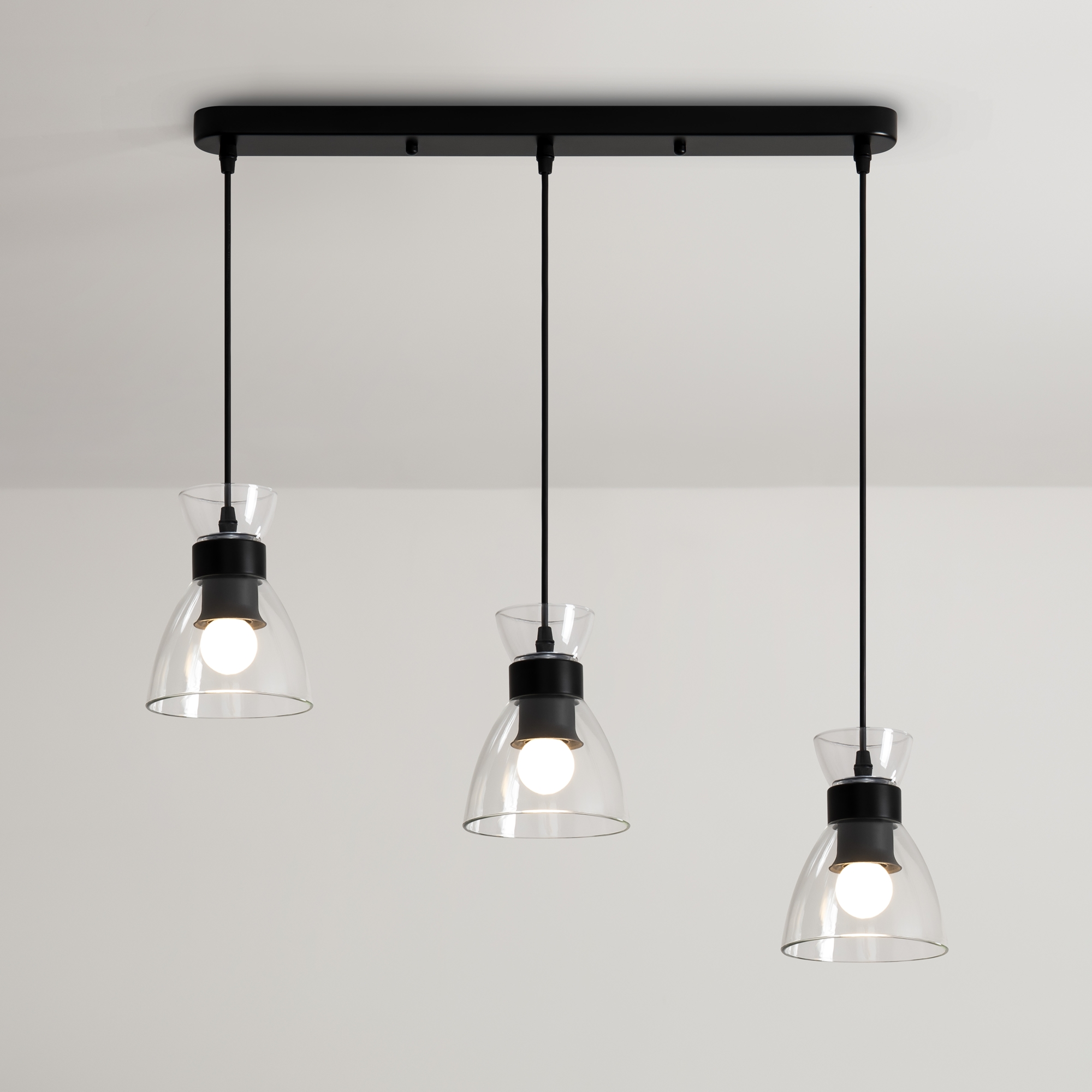 Подвесной светильник 65,5*13,5*20-122 см, 3*E27*40W, Freya  FR5503PL-03B, Черный
