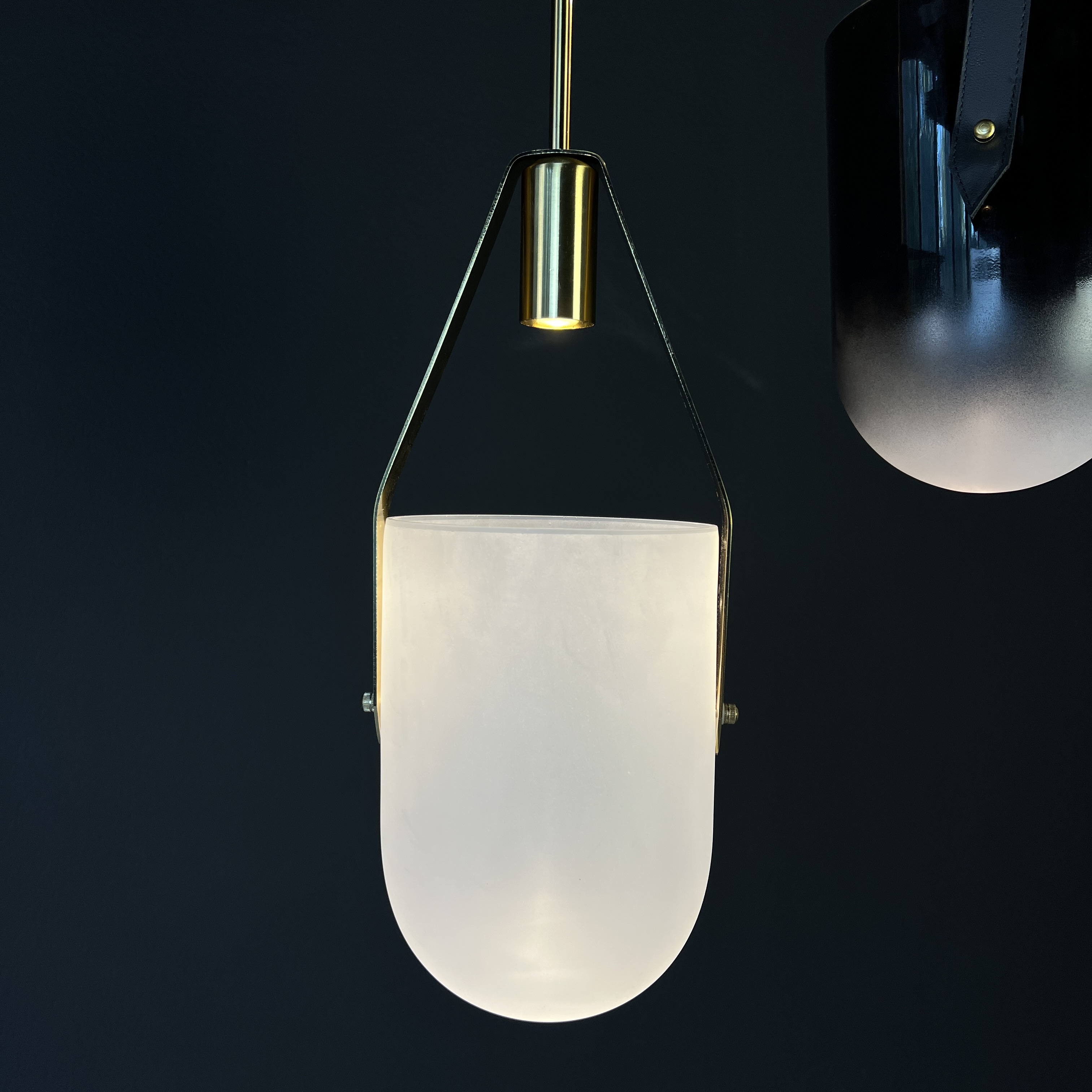 Подвесной светильник Allied Maker White 19*19*41 см, 1*LED*8W, ImperiumLoft 40.2332, Латунь