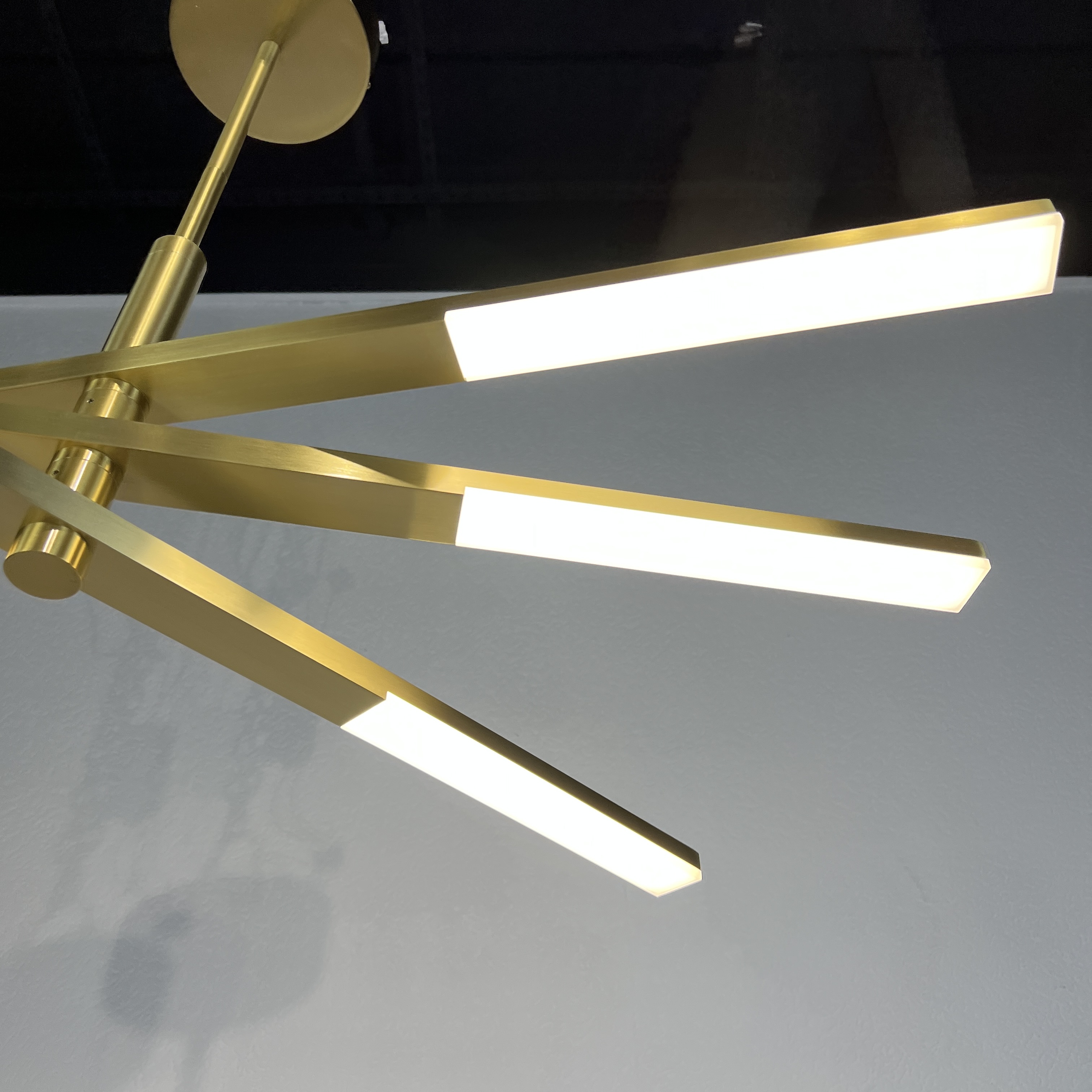 Люстра на штанге ORTON на 3 D96 Gold 16*23*23 см, 6*LED*6W, ImperiumLoft 241024-26, Золотистый