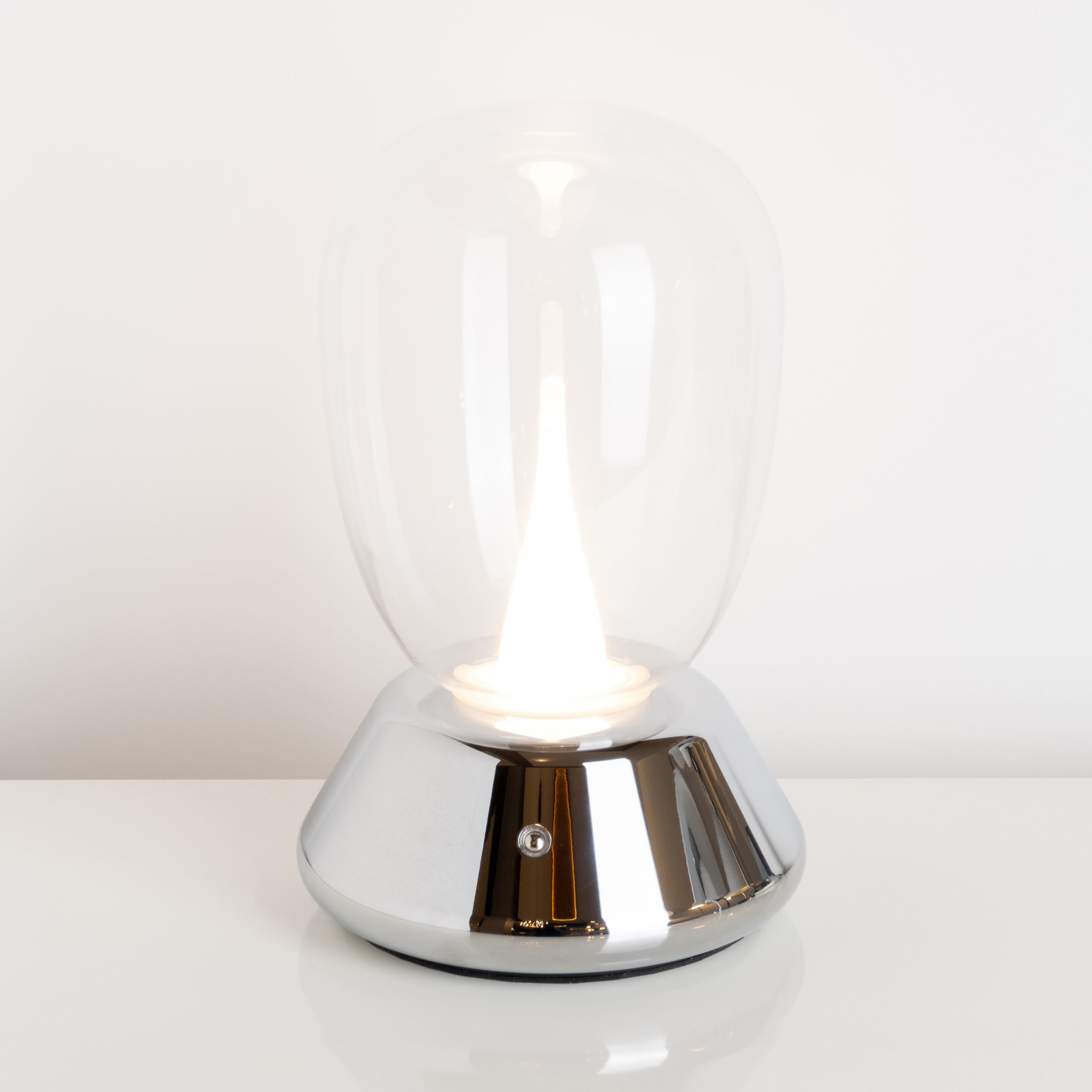 Настольная лампа диммируемая 10W 3000K прозрачный/хром Uovo III Lightstar 807904