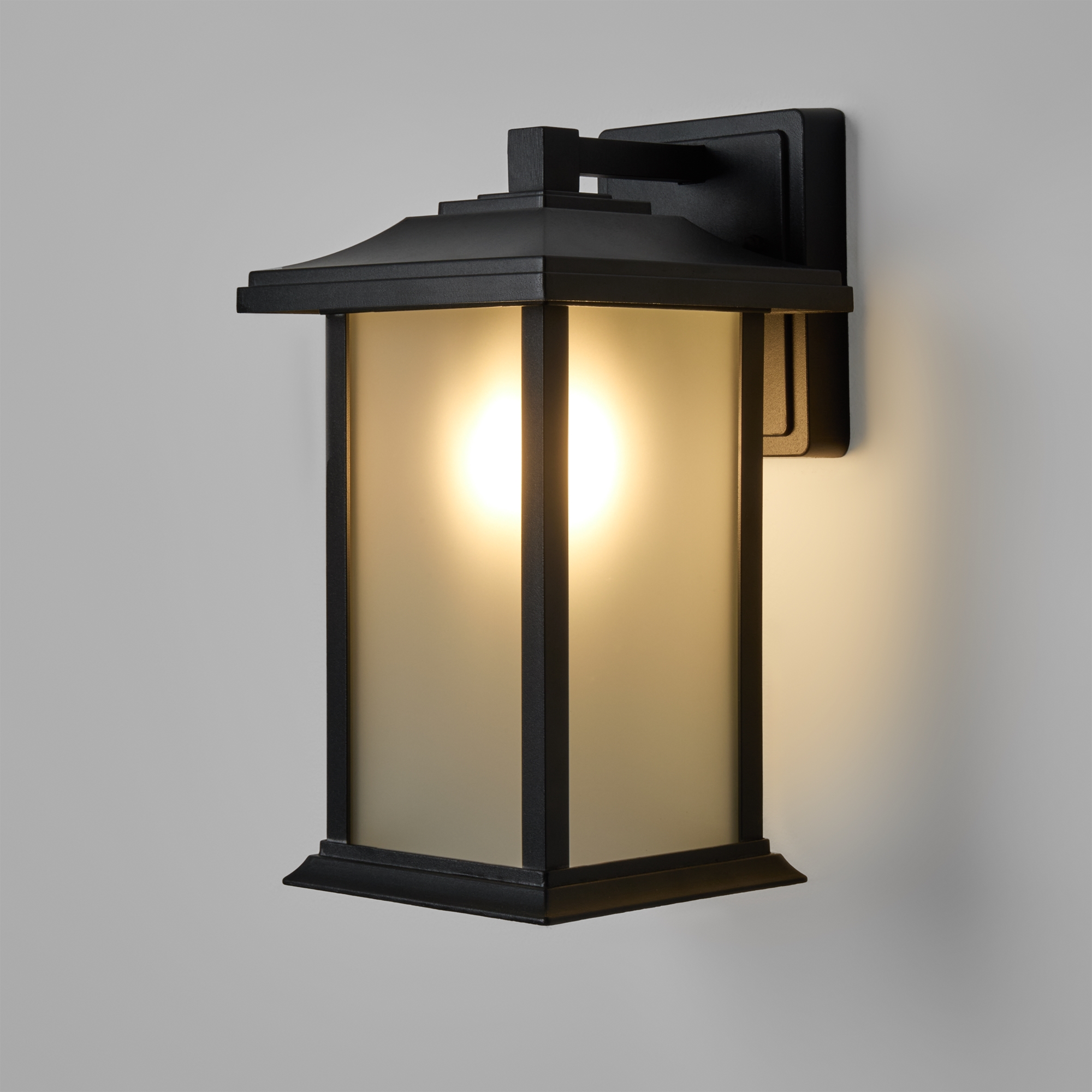 Уличное бра 20*17*-30,5 см, 1*E27*40W Voltega  VGL7219WL-01B9, Черный