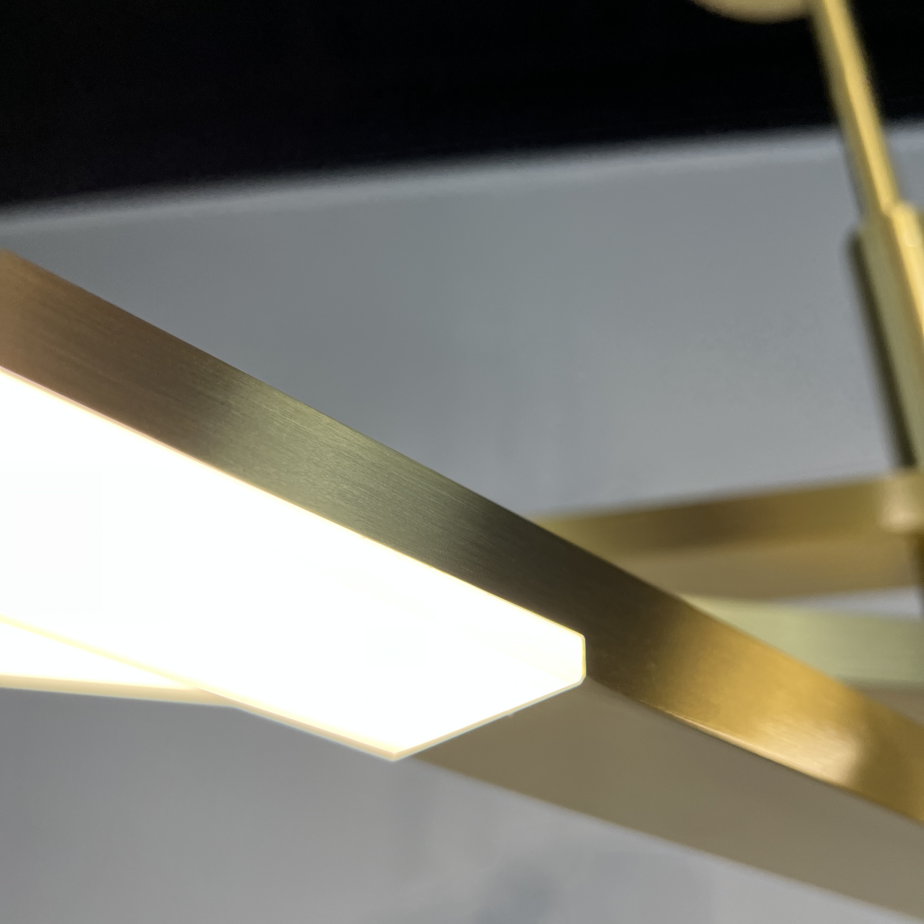 Люстра на штанге ORTON на 3 D96 Gold 16*23*23 см, 6*LED*6W, ImperiumLoft 241024-26, Золотистый