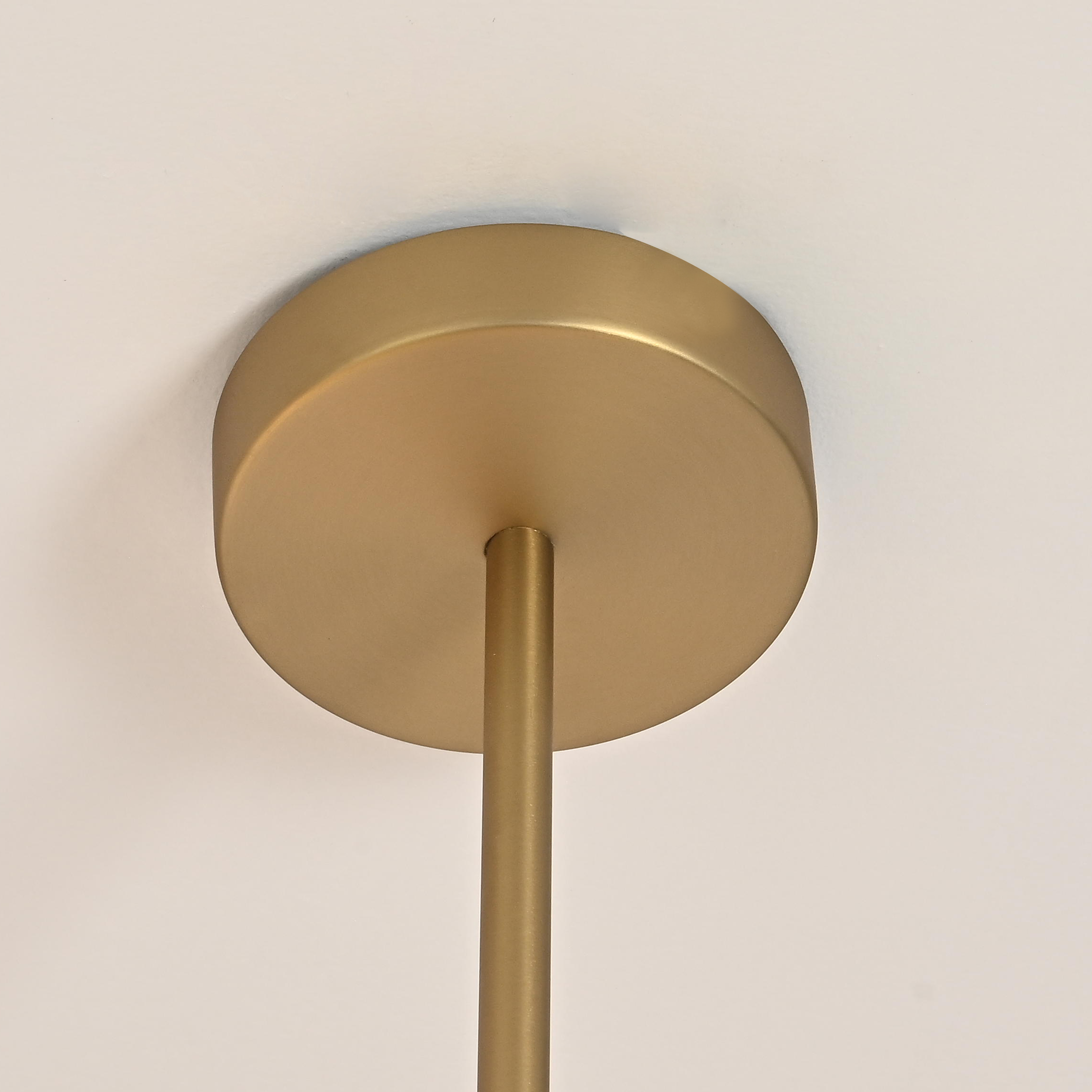 Люстра на штанге CANELLE Linear Chandelier 12 Modern Brass 139*30*43 см, 12*E27*60W, ImperiumLoft 40.1549, Латунь