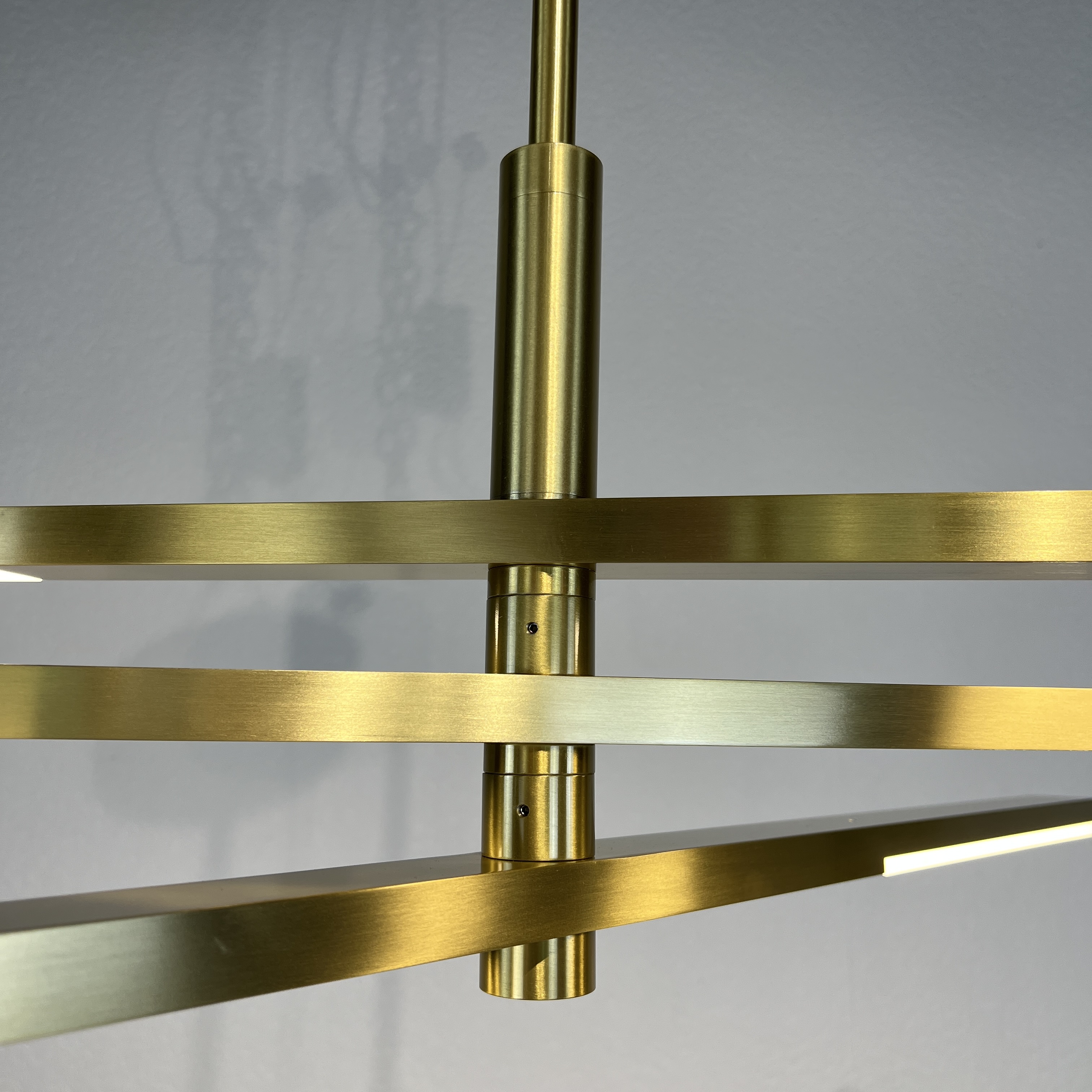 Люстра на штанге ORTON на 3 D96 Gold 16*23*23 см, 6*LED*6W, ImperiumLoft 241024-26, Золотистый