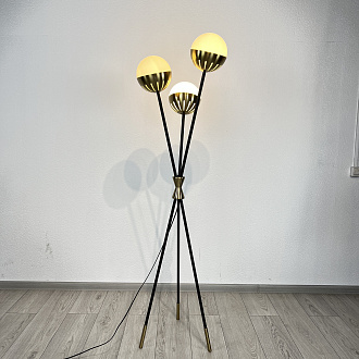 Торшер Caracas Tripod Floor Lamp 50*50*165 см, 3*E27*60W, ImperiumLoft 41.081-0, Чёрный, Латунь